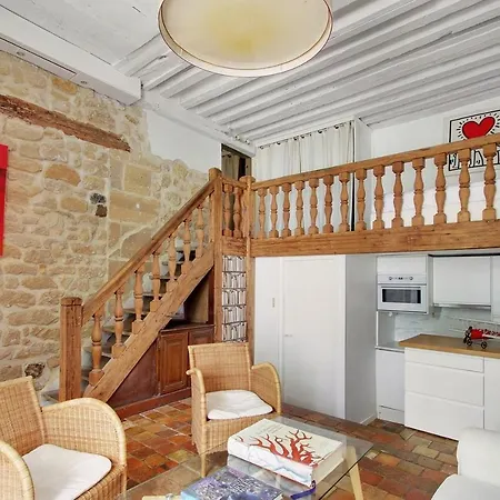 Loft Avec Terrasse Au Coeur Du Marais Apartment